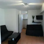 Ideal Vacances : Studio Au Centre De Juan Les Pins