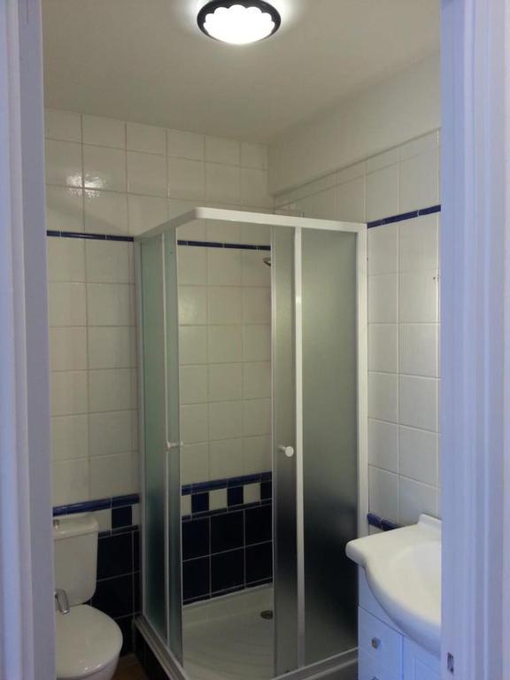 Appartement Ideal Vacances : Studio Au Centre De Juan Les Pins